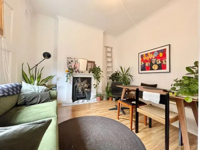 Photo 3 — Warneford Street, London E9 7NG