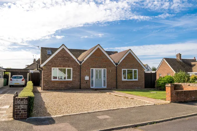 Palmbeach Avenue, Hythe, CT21, photo 1