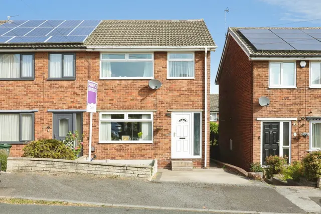 Progress Drive, Bramley, Rotherham, photo 1