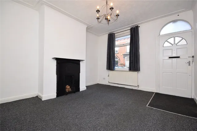 Whingate Grove, Leeds, LS12, photo 2