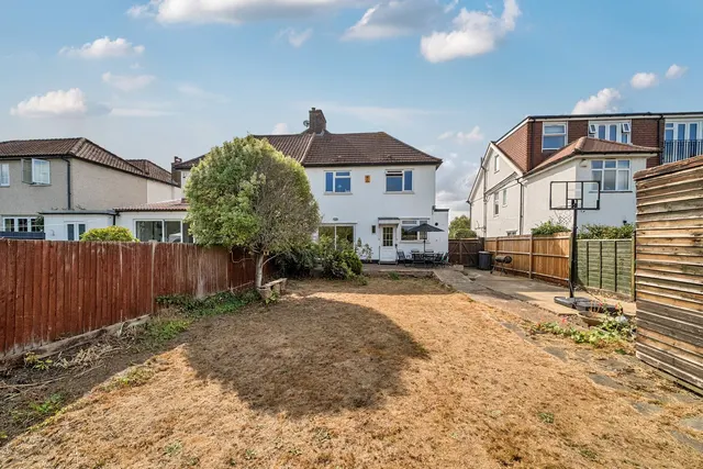 Photo 3 — Southlands Road, BR2