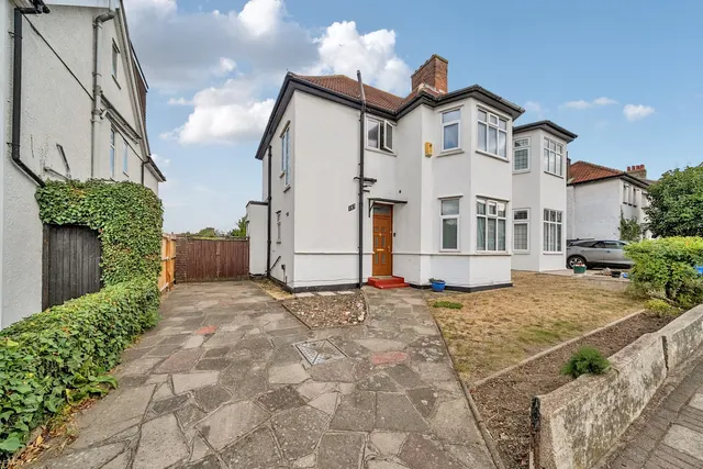 Southlands Road, BR2, photo 1