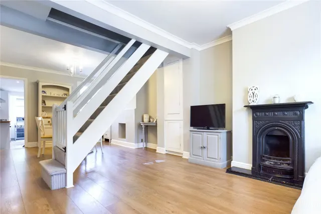 Church Street, Theale, RG7, photo 2