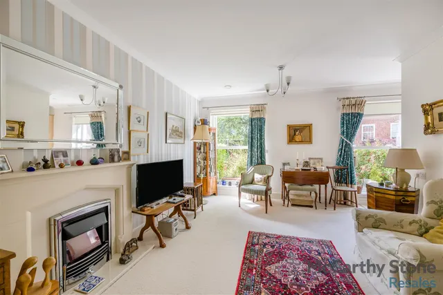 College Way, Welwyn Garden City, AL8, photo 3