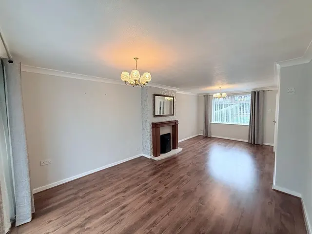 Southchurch Drive, Nottingham, NG11, photo 2