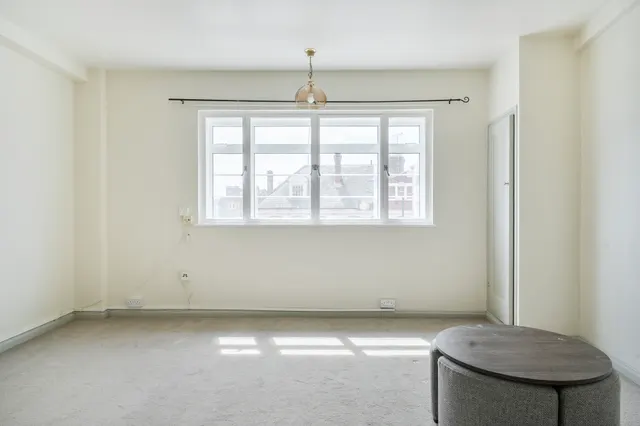 Photo 2 — 66 West Kensington Court, Edith Villas, London