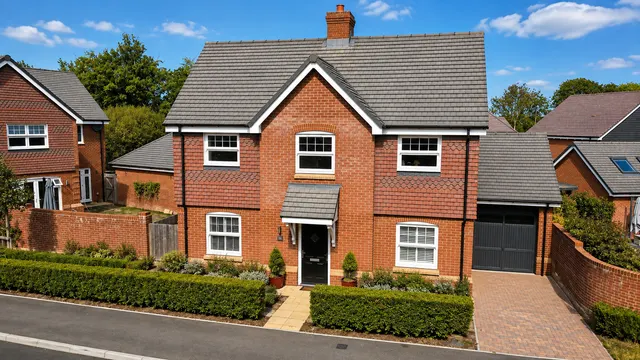 Bed Detached with Study, The Fairway Hassocks, BN6, photo 1