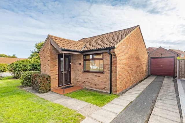 Maple Drive, Chellaston, DE73, photo 1