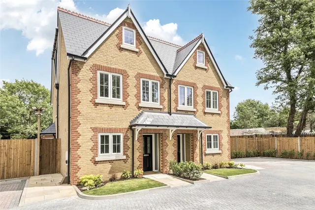 Chelsfield Road, Orpington, BR5, photo 1