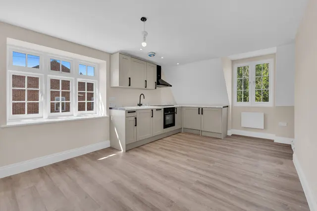 Orpington, BR5 4AB, photo 1