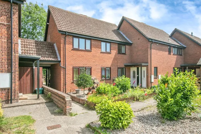 Silcock Close, Colchester, photo 1
