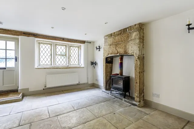 Photo 3 — Vicarage Street Painswick GL6