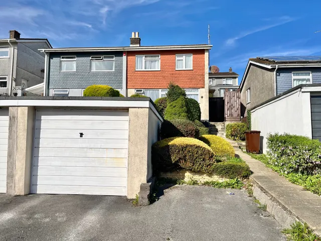 Castlemead Drive, Saltash, PL12, photo 1