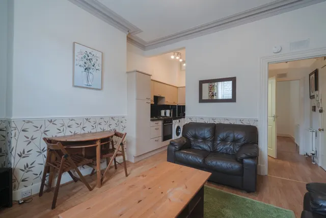 Orchard Street, Aberdeen, AB24, photo 1