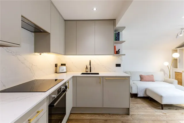 Standen Road, Southfields, SW18, photo 2