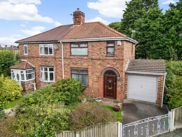 Thelwall Lane, Warrington, Warrington, WA4 1NG, photo 1