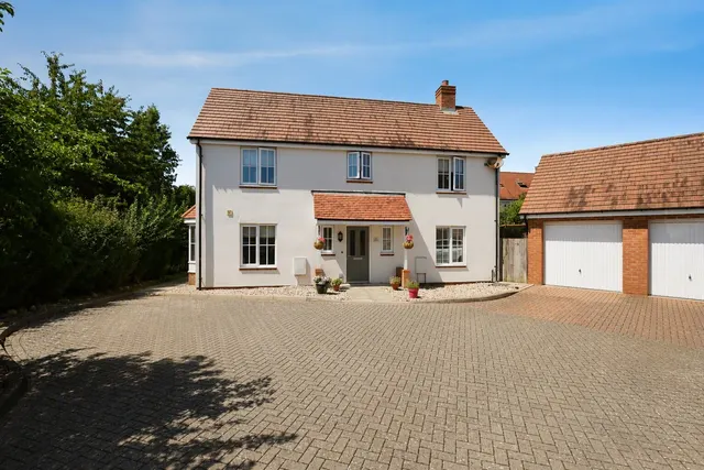 Solent Crescent, Hailsham, BN27, photo 1