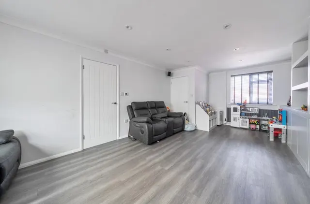 Hunters End, Trimley St. Mary, IP11, photo 2