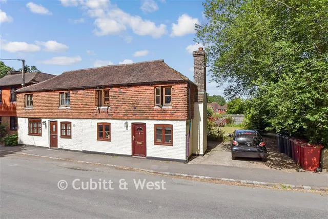 Petworth Road, Kirdford, RH14, photo 1