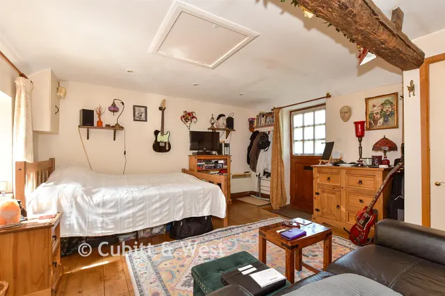Petworth Road, Kirdford, RH14, photo 3