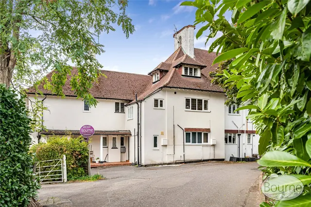 The Ridge, Woking, GU22, photo 1