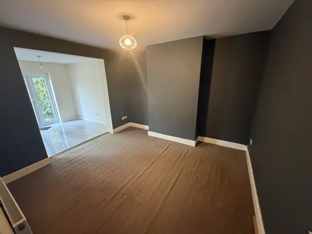 Wychbury Road, Wolverhampton, WV3, photo 3