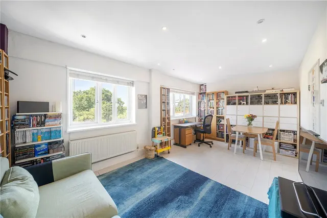 Basingdon Way, London, SE5, photo 1
