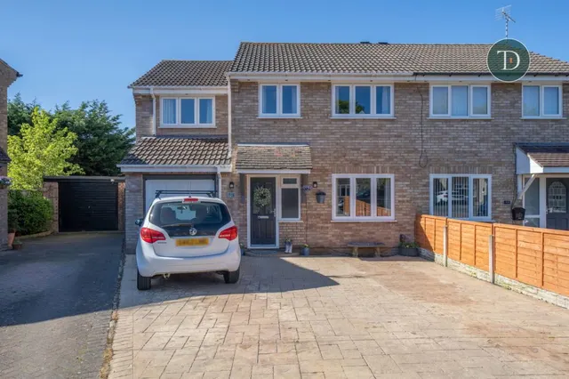 Northbury Road, Great Sutton, CH66 2QY, photo 1