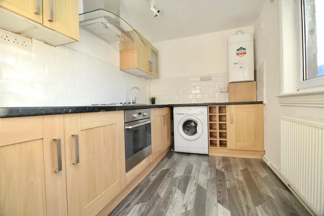 Photo 2 — Cedar Road, Cumbernauld, G67 3AT