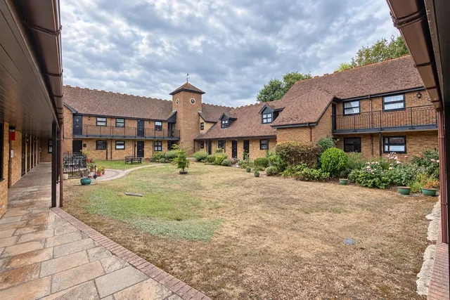Clarendon Mews, Bexley, photo 1