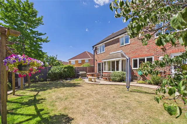 Buttercup Place, Thatcham, RG18, photo 2