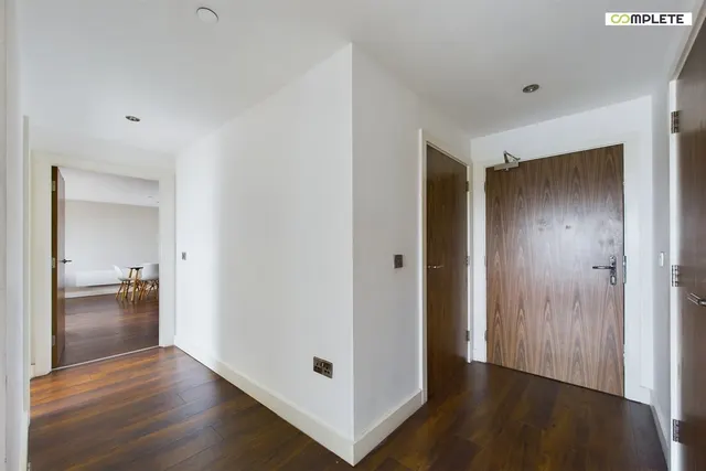 Ordsall Lane, Salford, M5, photo 2