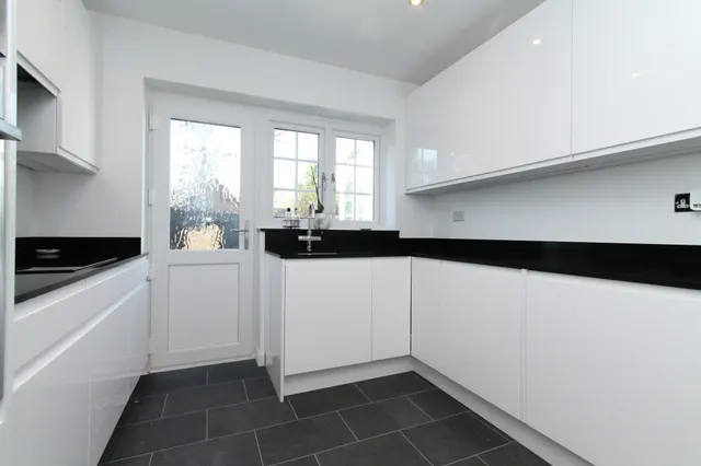 Photo 3 — Williams Way, Fleet, GU51 3EU