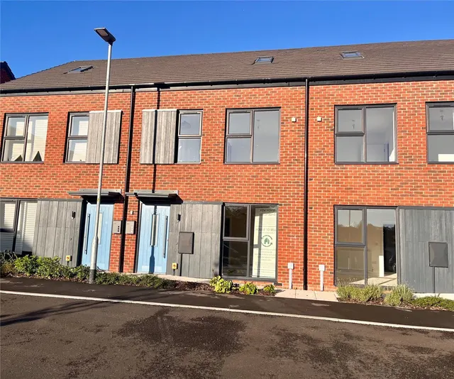 Nicholson Close, Macclesfield, Cheshire, SK10, photo 1