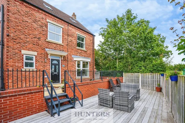 Whitley Farm Close, Whitley, DN14, photo 1