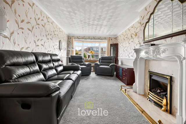 St. Johns Road, Humberston, DN36, photo 3