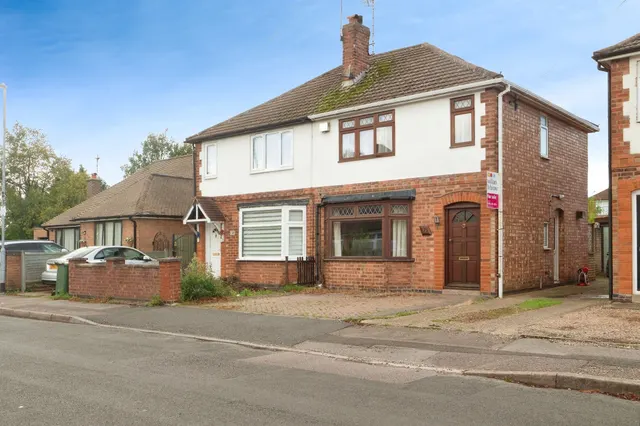 Holmfield Avenue East, Leicester, photo 1