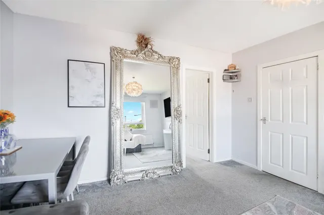 Photo 3 — Dalsetter Place, Drumchapel, Glasgow, G15