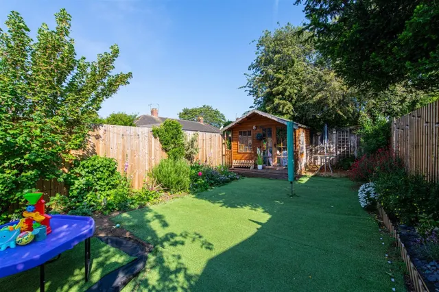 Belvedere Road, Kettering, photo 3