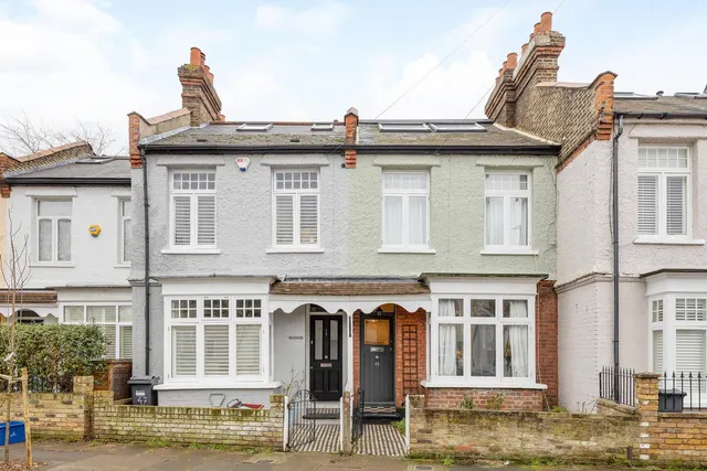 3 bedroom house, Magnolia Road, London, W4