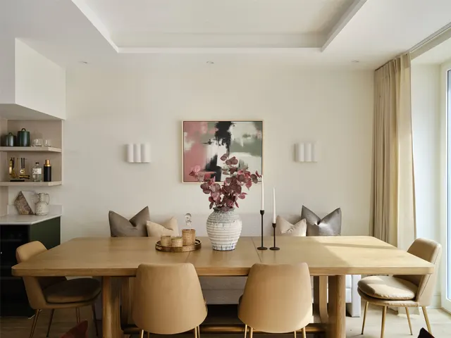 Photo 3 — Bicknell Way, London, SW17 0FD
