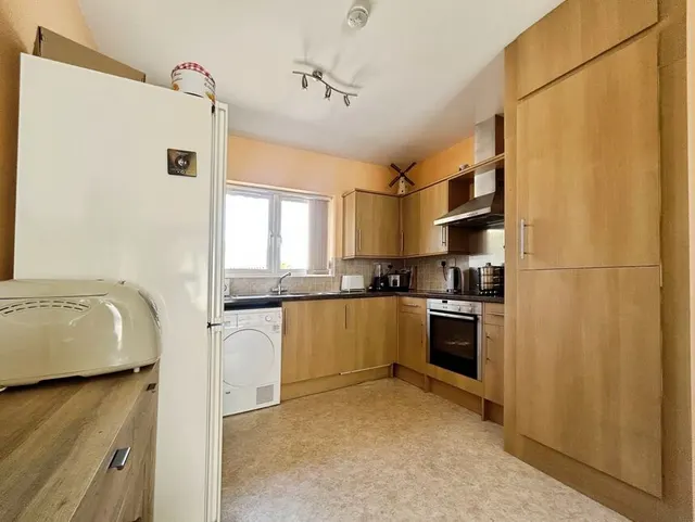 Photo 2 — Brickfield Farm Close, Longfield, Kent, DA3