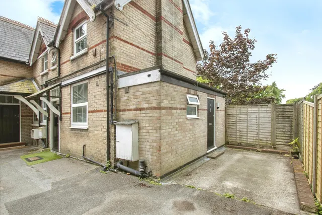 Wimborne Road, Bournemouth, BH2, photo 2