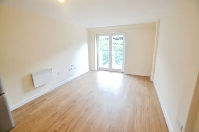 Crecy Court, Lee Circle, LE1, photo 3