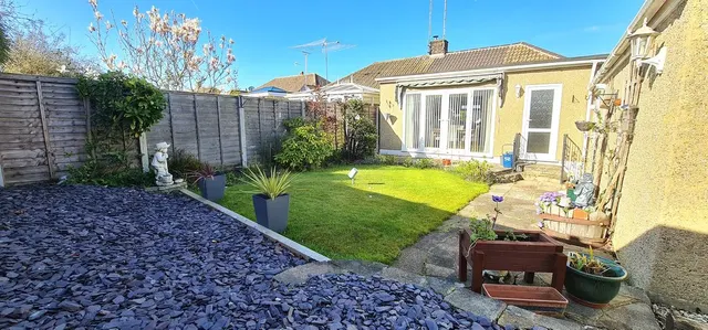 Photo 3 — Mountain Ash Avenue, Leigh-On-Sea, Essex, SS9 4SZ