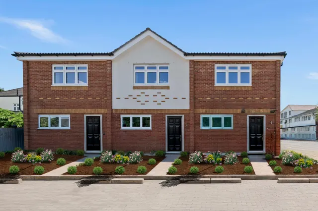 Trent Way, WORCESTER PARK, Surrey, Worcester Park, KT48TT, photo 1