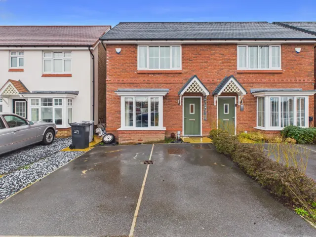 Joseph Reddrop Way, Crewe, photo 1
