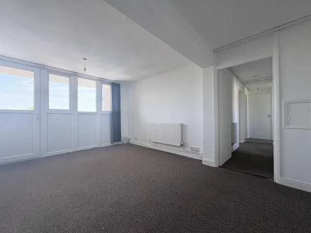 Photo 2 — Halswell Close, Bridgwater TA6 7HE