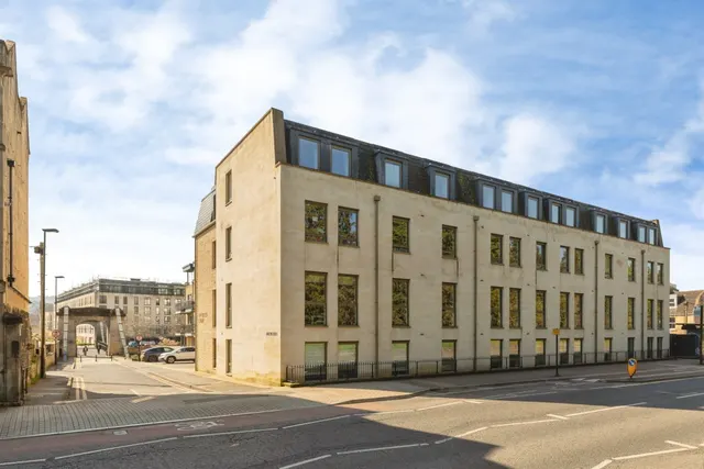 Victoria Bridge Road, Bath, photo 1