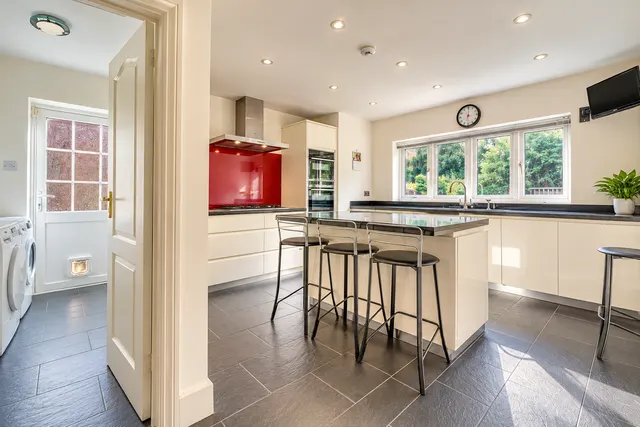 Carolyn Drive, Orpington, BR6, photo 2